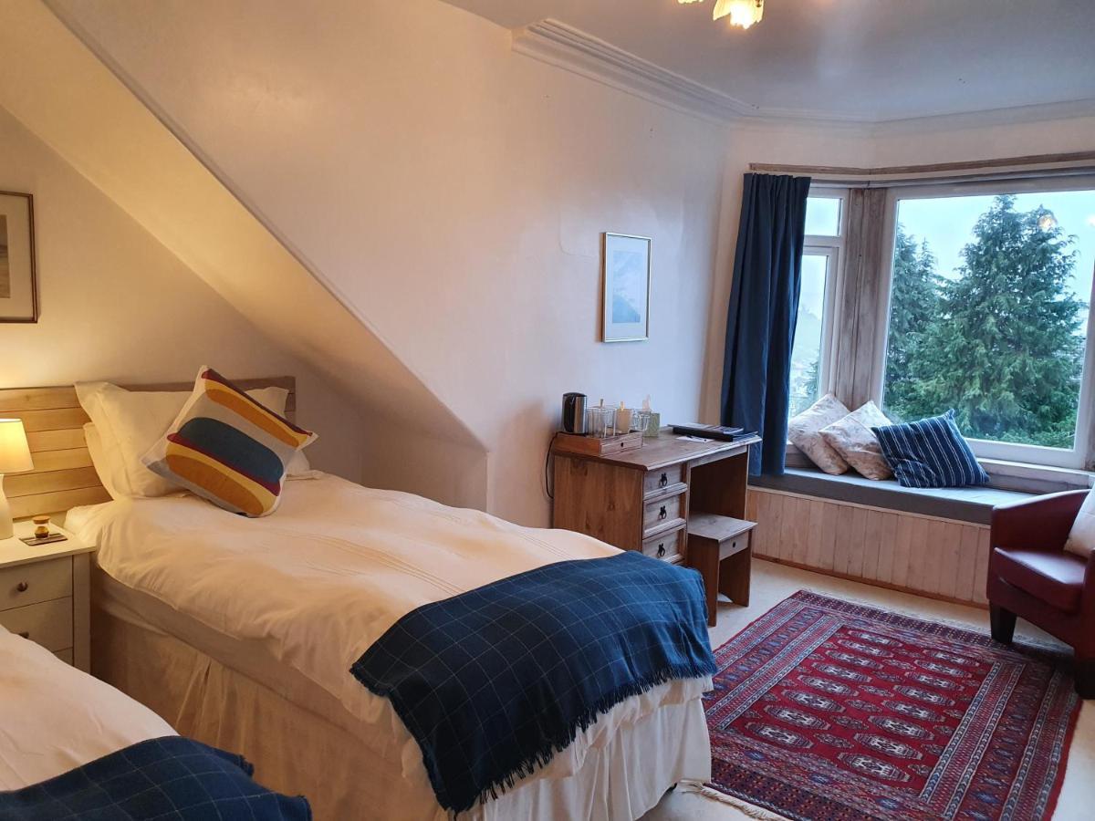 Failte Bed & Breakfast Оубън Екстериор снимка