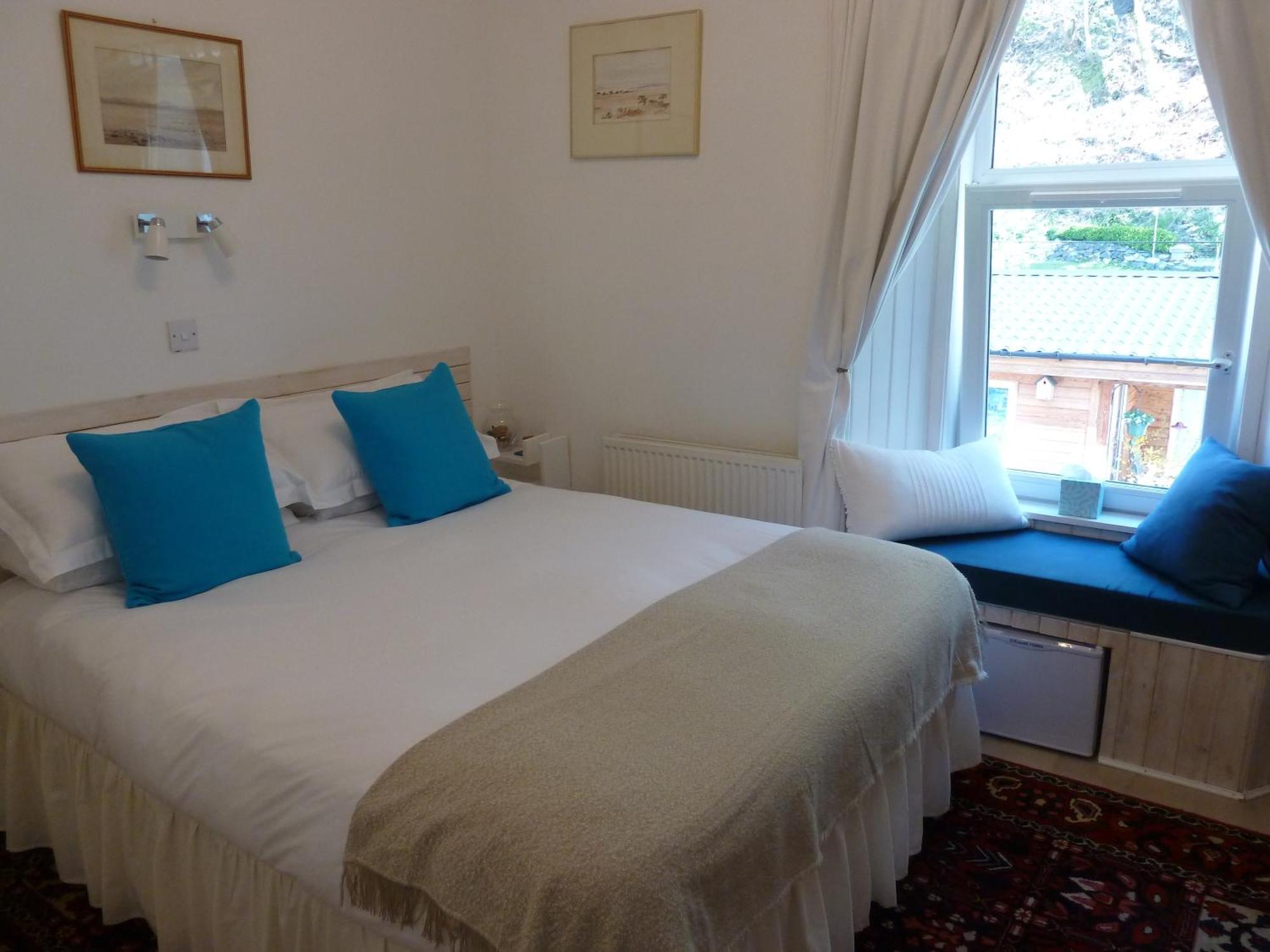 Failte Bed & Breakfast Оубън Екстериор снимка
