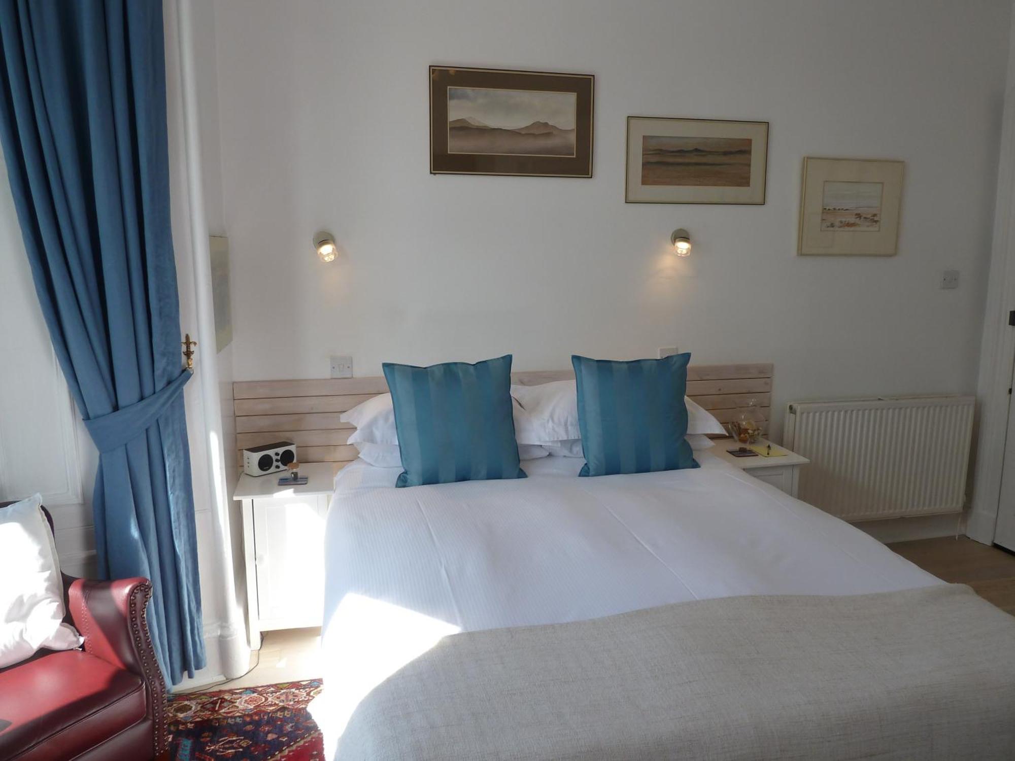 Failte Bed & Breakfast Оубън Екстериор снимка