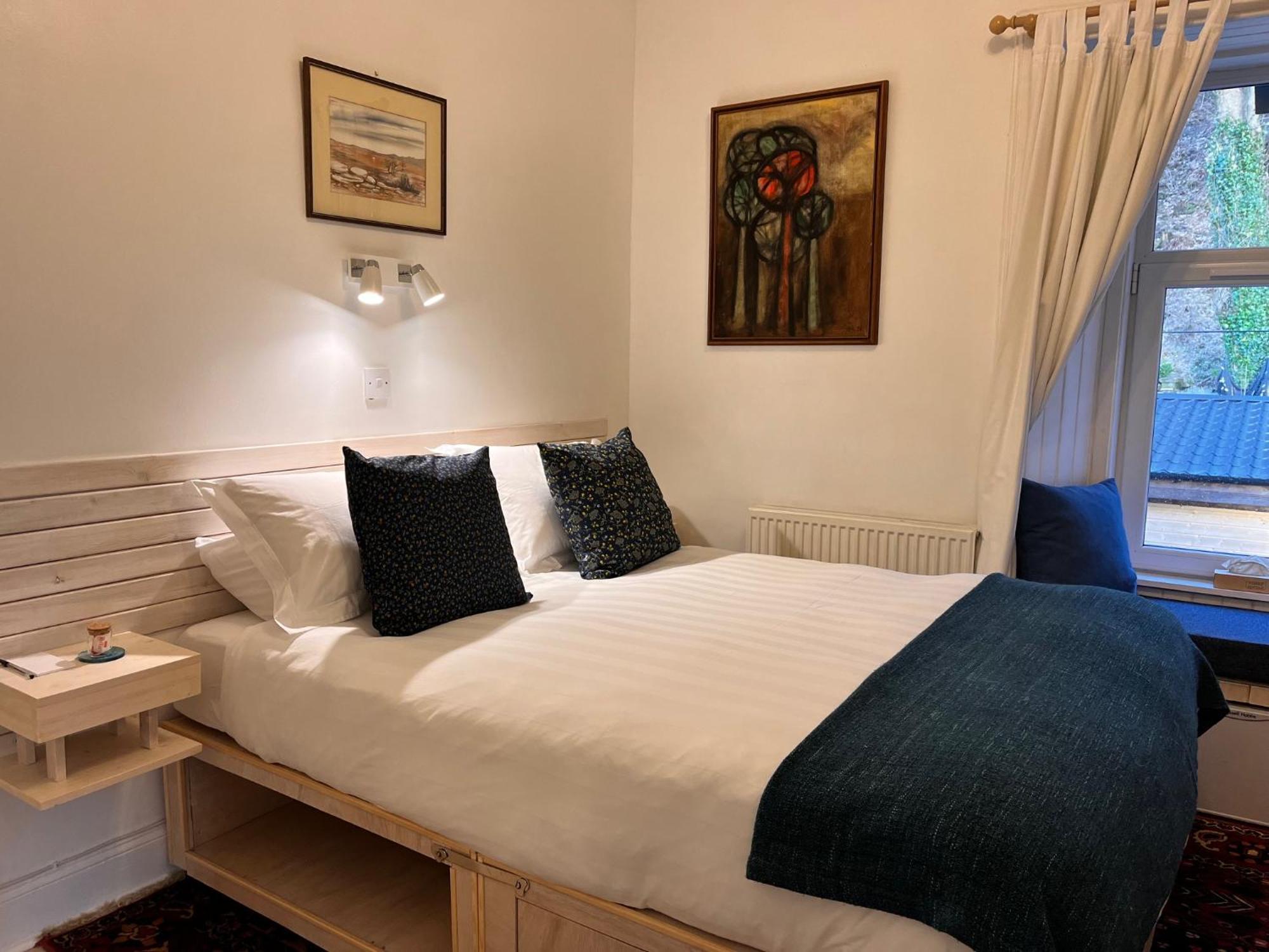 Failte Bed & Breakfast Оубън Екстериор снимка