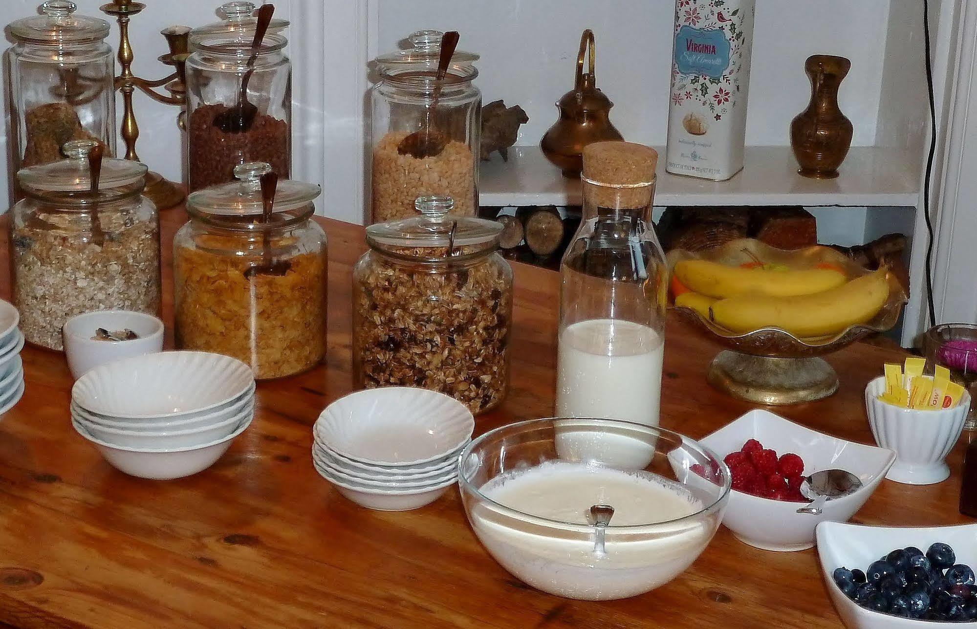 Failte Bed & Breakfast Оубън Екстериор снимка