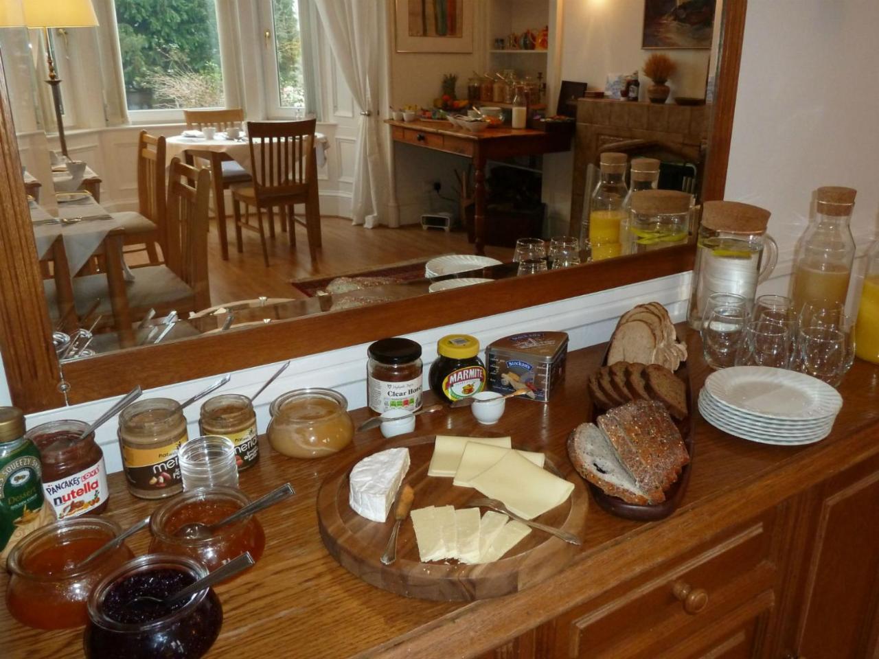 Failte Bed & Breakfast Оубън Екстериор снимка